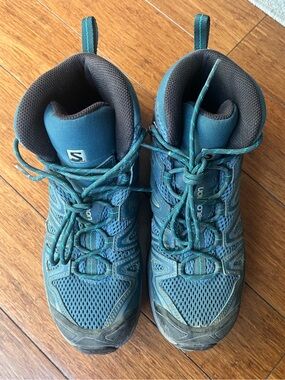 Women's Salomon X Ultra Mid 3 Blue Hiking Boots Size 8
